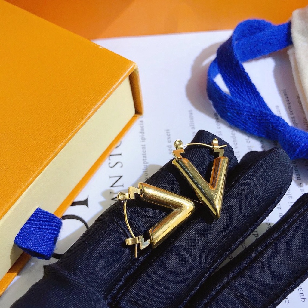 LOUIS VUITTON Khuyên Tai Tròn Bằng Thép Titan In Logo LV Thời Trang