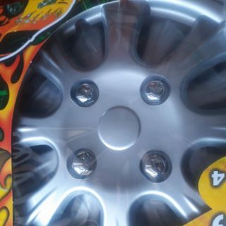 Ốp lazang xe hơi