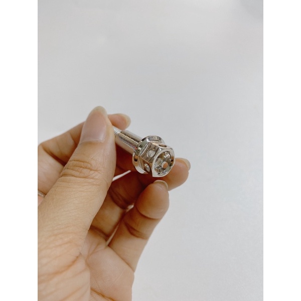 Ốc tay thắng Honda Yamaha mẫu Salaya chất liệu inox 304 không gỉ, lắp phù hợp Wave Sirius Ex...