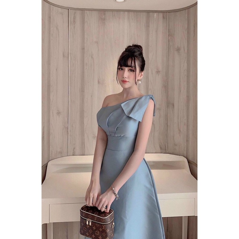 đầm xoè chéo vai nơ