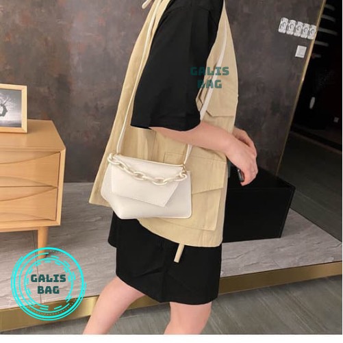 Túi đeo chéo quai xích hình ngũ giác thời trang Hàn Quốc