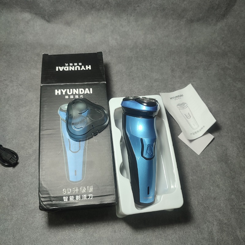 Máy cạo râu 5D HUYNDAI sản phẩm hỗ trợ phái nam chăm sóc sắc đẹp