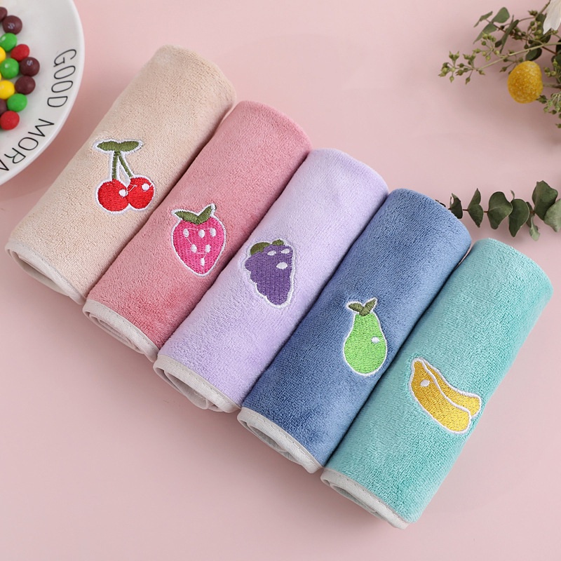 Yếm Lau Mặt Thấm Hút Nước Hình Hoạt Hình Dễ Thương Dành Cho Trẻ Em
