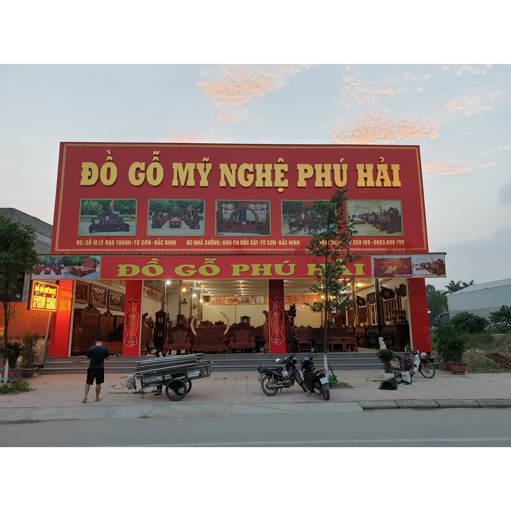 Giường ngủ gỗ mun quí tộc kiểu hoa hồng GN126