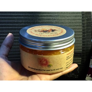 Kem tan mỡ rosie mờ rạn da 550ml