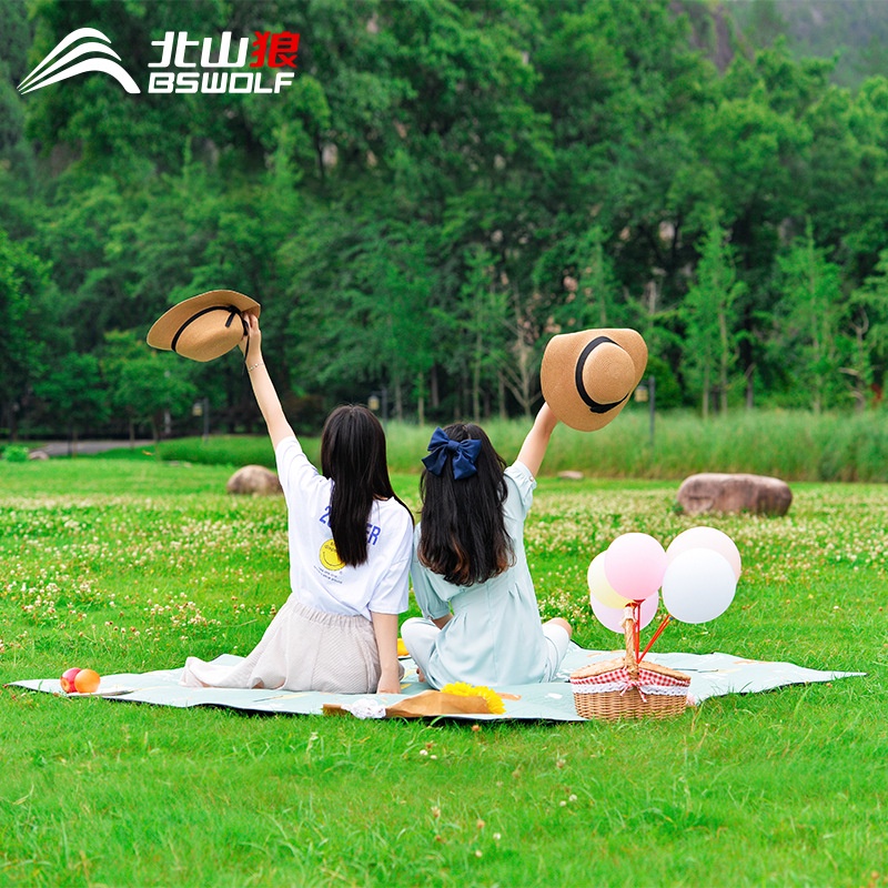 Thảm Picnic Du Lịch Dã Ngoại Gấp Gọn Chống Thấm Nước BSwolf-CL022