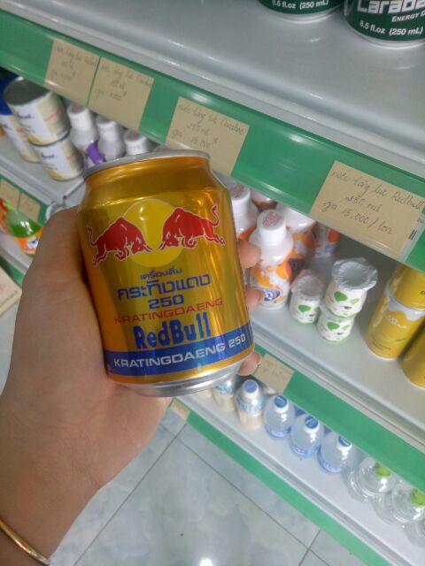 Redbull  thái  lan lon 250ml