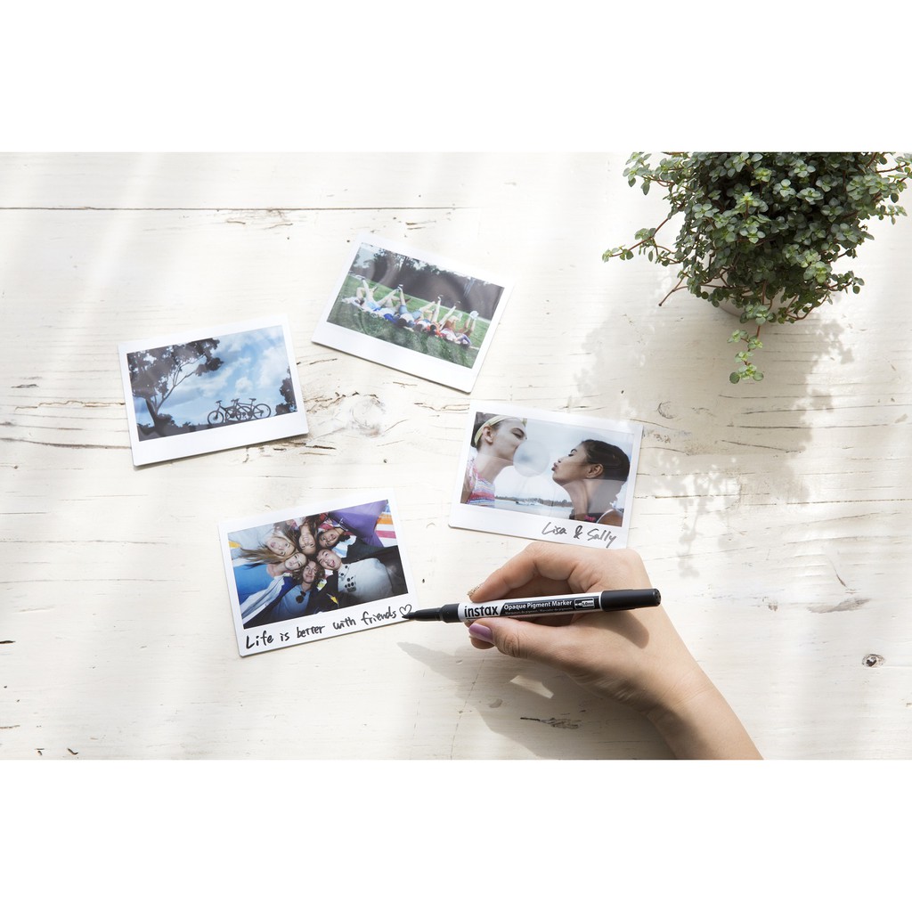 Hộp phim 20 tấm Fujifilm Instax Wide-Date 2024