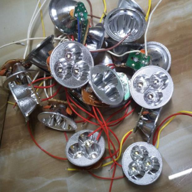 [ Giá Sốc ] Bóng đèn + chóa đèn pin 3v-3.7v ( tháo vợt muỗi).