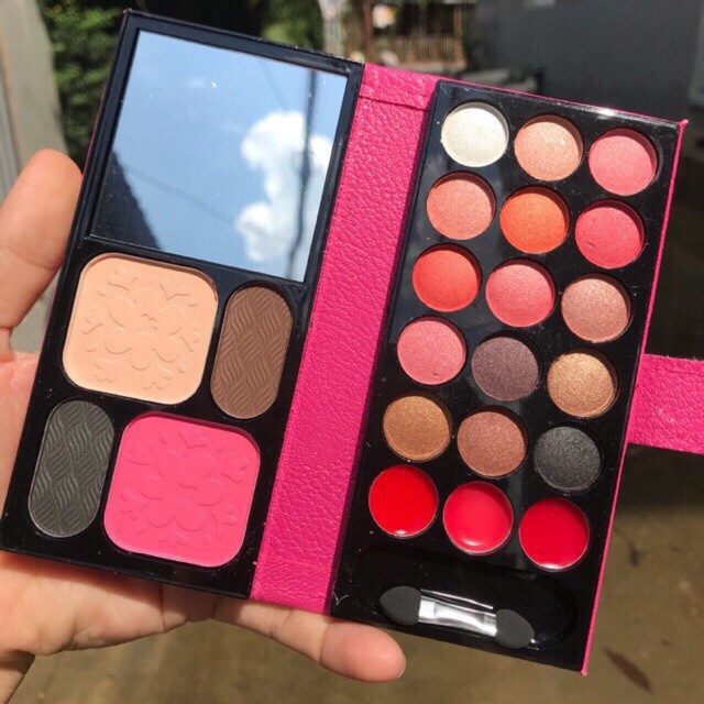 Bộ ví trang điểm cầm tay Handmade