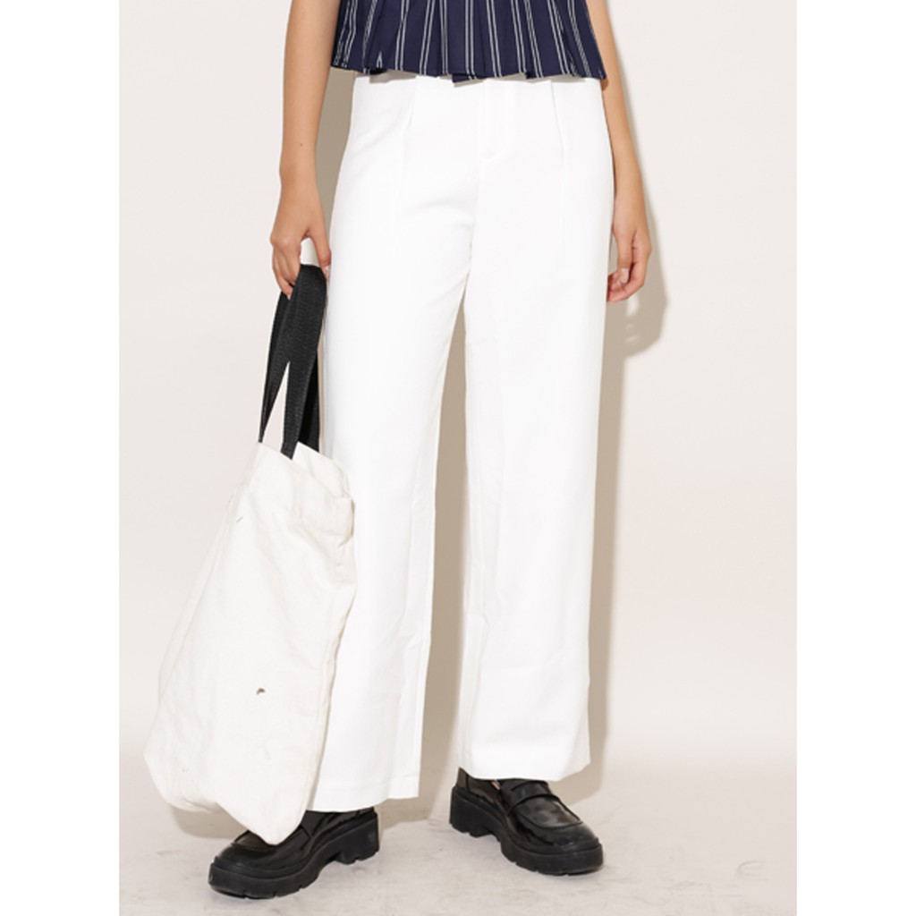 Quần dài ống suông thời trang GAGO pleated wide straight pants màu trắng GO3177 | BigBuy360 - bigbuy360.vn