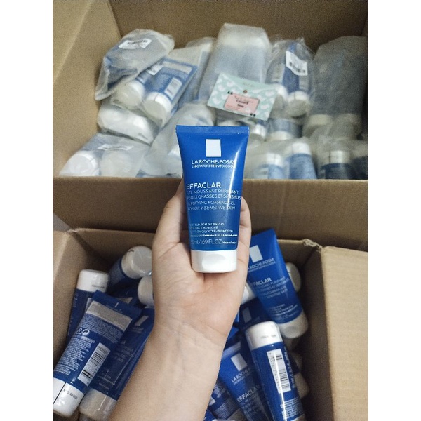 Sữa rửa mặt La Roche-Posay 400ml và 50ml