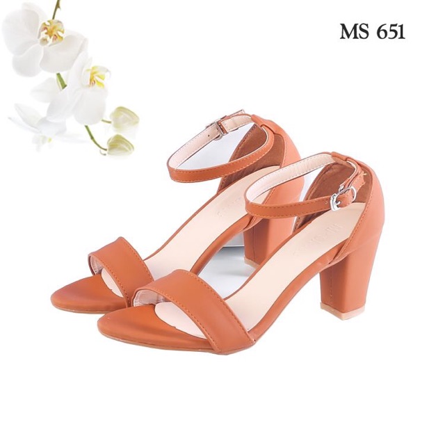 Giày nữ - giày sandal cao gót vuông 7cm quai ngang bít gót đơn giản dễ mang