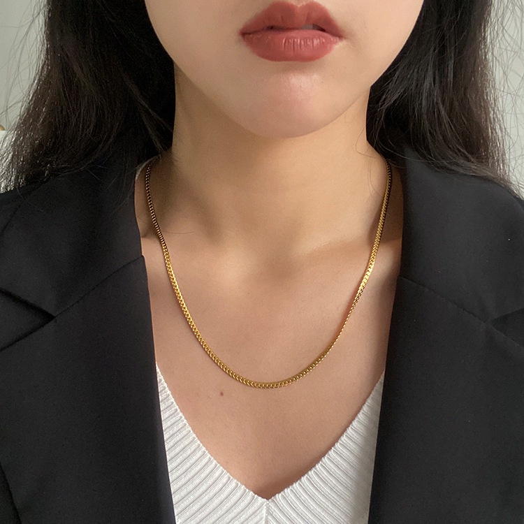 Dây chuyền / vòng tay bằng thép titan mạ vàng 18k không phai màu phong cách Âu Mỹ thời trang dễ phối đồ cho cặp đôi