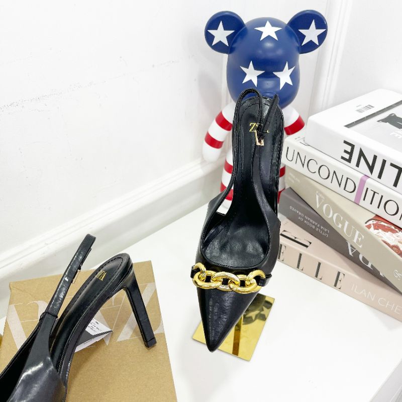 M(ẢNH THẬT) Sandal 8p Zara Khoá Xích Da Mềm Êm Fullbox Tem Cao Cấp