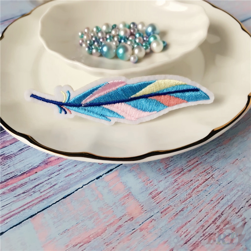 1 Miếng Dán Ủi Quần Áo Hình Quả Dứa / Lông Vũ / Cây Xương Rồng