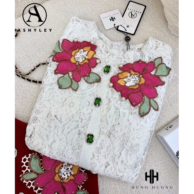 Set áo sơmi ren thêu hoa + chân váy