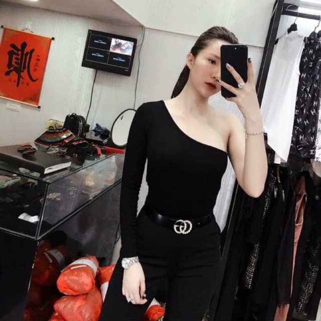 Áo lệch vai 1 tay