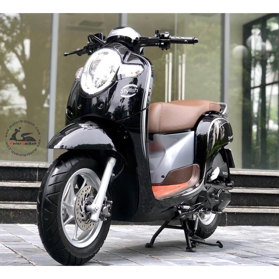 Cặp nẹp sàn xe Scoopy màu đen bóng chính hãng honda