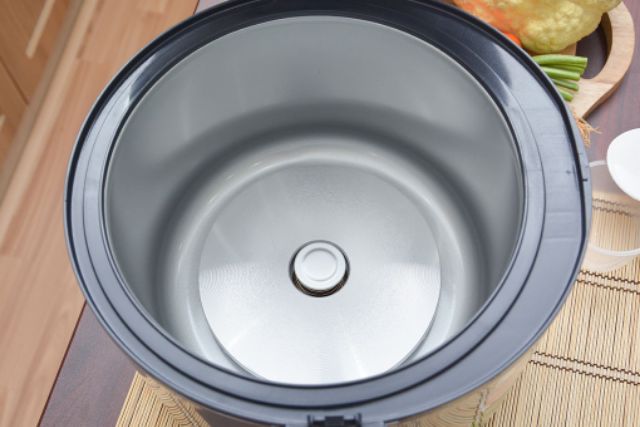 Nồi cơm điện Sharp 1.8 lít KS-NR191ST hàng chính hãng 100% bảo hành chính hãng 12T