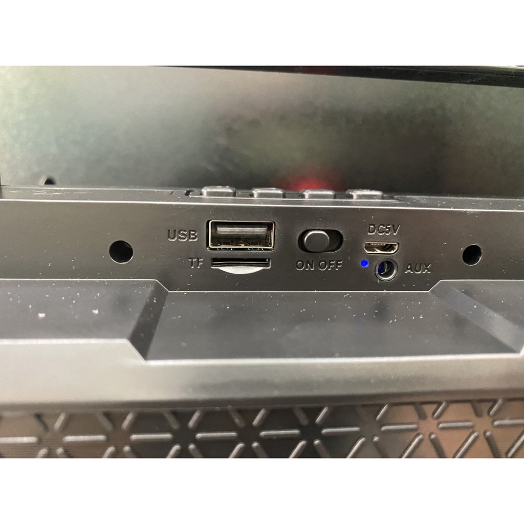 LOA  BLUETOOTH P50 HÀNG HOT, CÓ ĐÈN LED NHẤP NHÁY - BẢO HÀNH 6 THÁNG