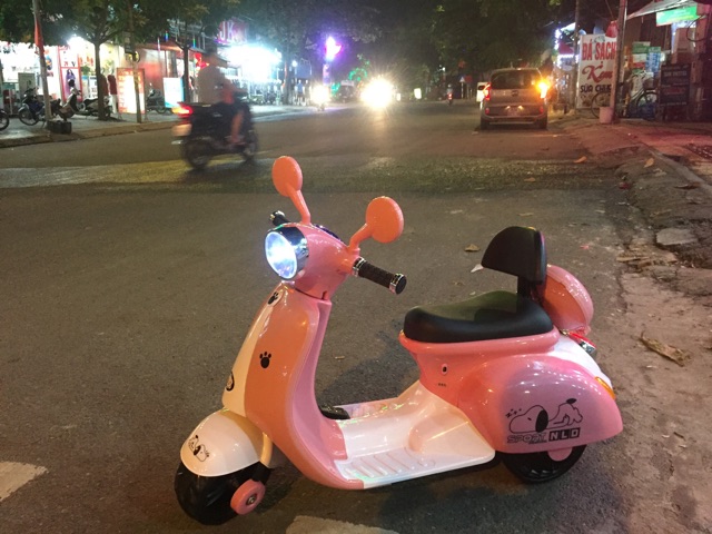 [TRỢ SHIP] XE MÁY ĐIỆN TRẺ EM VESPA