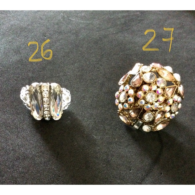 Nhẫn mặt bản to