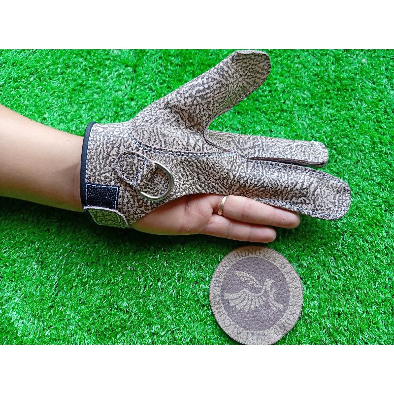 Găng tay huấn luyện chim săn mồi- găng tay 3 ngón