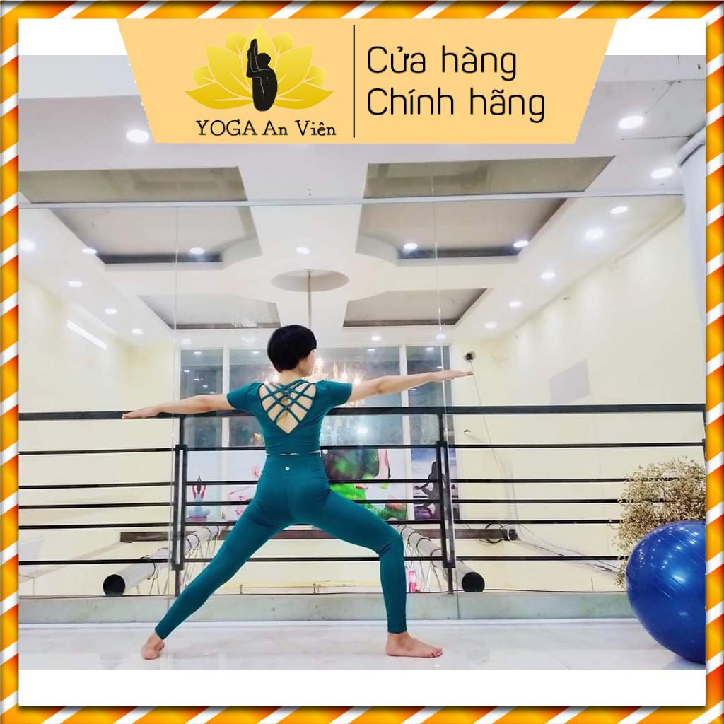 [Ảnh thật] Set tập gym, yoga croptop chất vải co giãn thoải mái và thấm hút mồ hôi tốt tốt 080 - Yoga An Viên