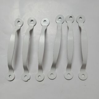 tay lắm cửa tủ.....