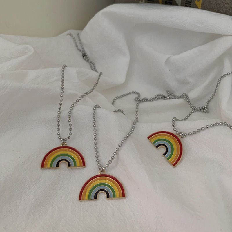 Dây Chuyền Titan Mặt Tròn Màu Cầu Vồng Phong Cách Retro