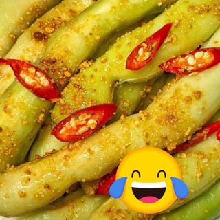 Me ngâm chua ngọt