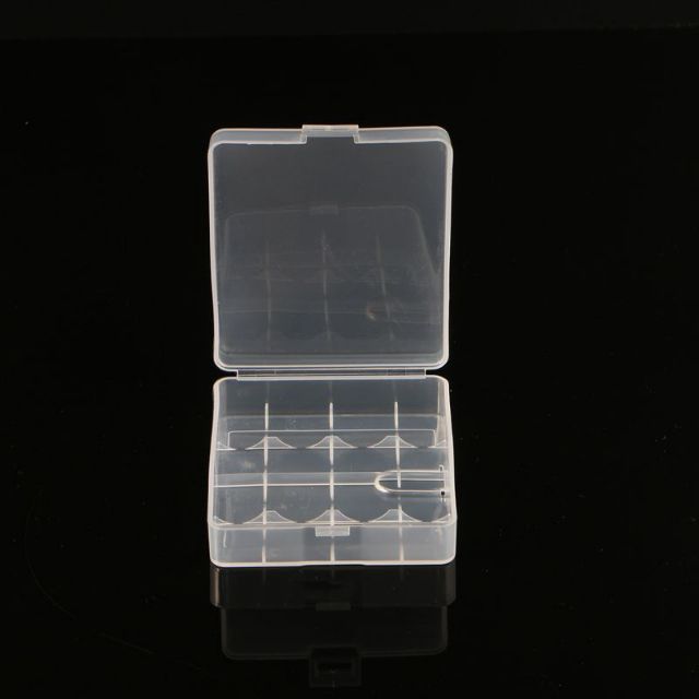 Hộp nhựa đựng và bảo quản cell pin 18650 tiện dụng chứa được 4 cell pin có móc Treo