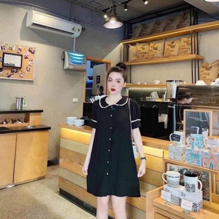 Váy suông cổ sen có túi hông, màu đen