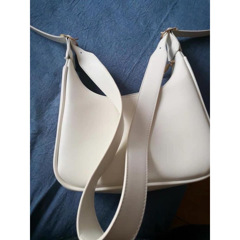 Túi da đeo chéo kẹp nách hai màu đen trắng basic phong cách Hàn Quốc 2021 túi đeo chéo nữ túi xách nữ túi đeo vai | BigBuy360 - bigbuy360.vn