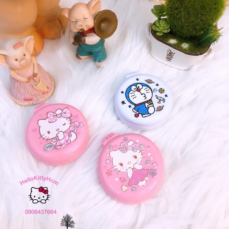 ☘️Bộ gương lược HelloKitty Doreamon