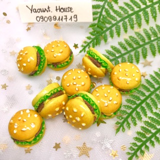 Charm bánh hamburger