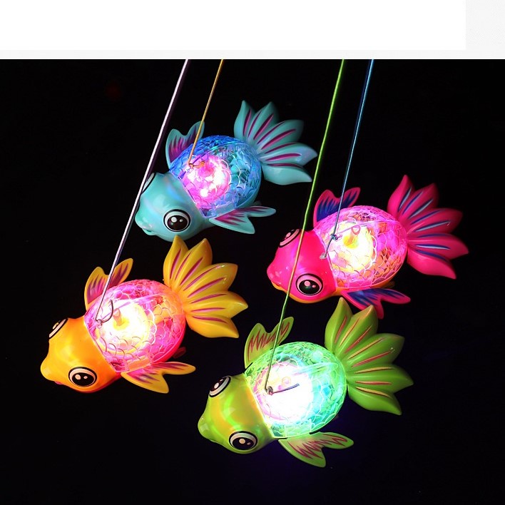 Đồ chơi cá chép chạy pin phát nhạc, sáng đèn cho bé