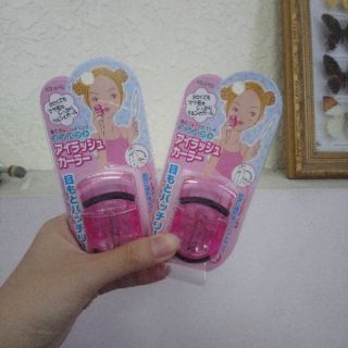 Kẹp mi Kai