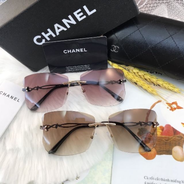 Kính ốc bướm hot trend