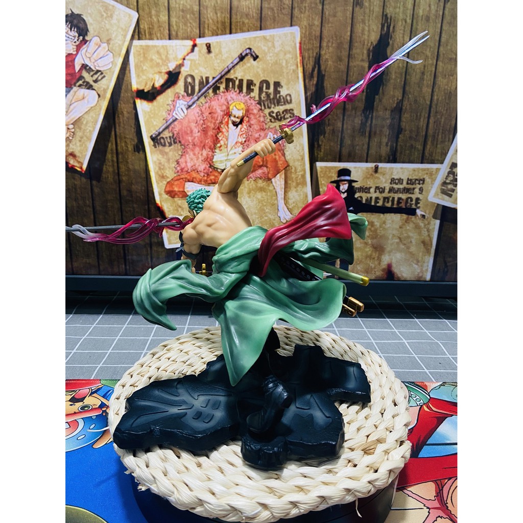 Mô hình Zoro thành viên băng hải tặc mũ rơm (one piece)