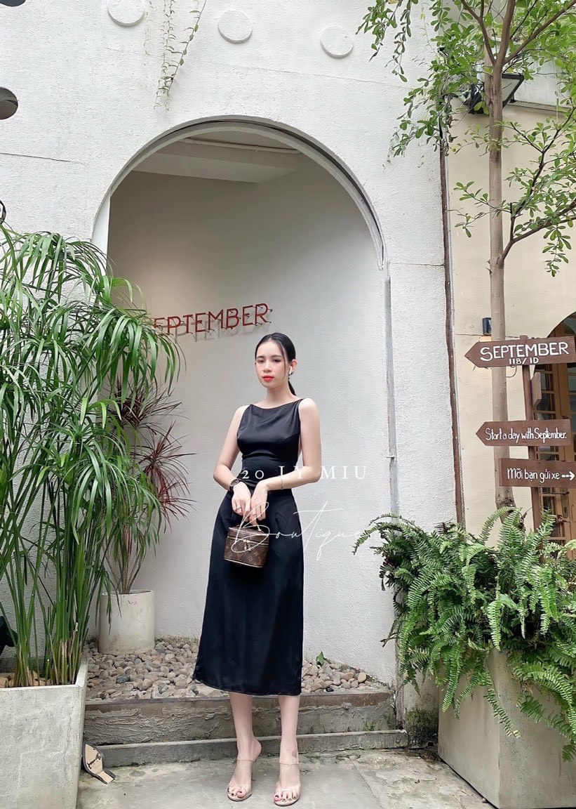 ĐẦM PHI HỞ LƯNG TÔN DÁNG NỮ - CAROTSHOP