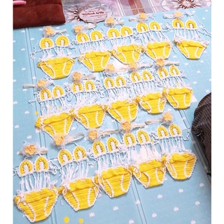 Bikini len cho bé iu đi biển