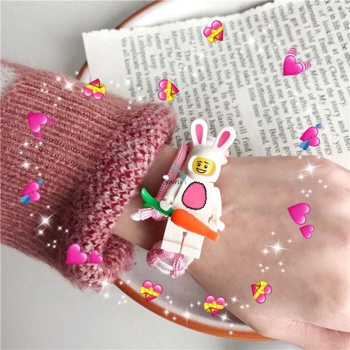 Vòng tay đan dây mặt nhân vật hoạt hình