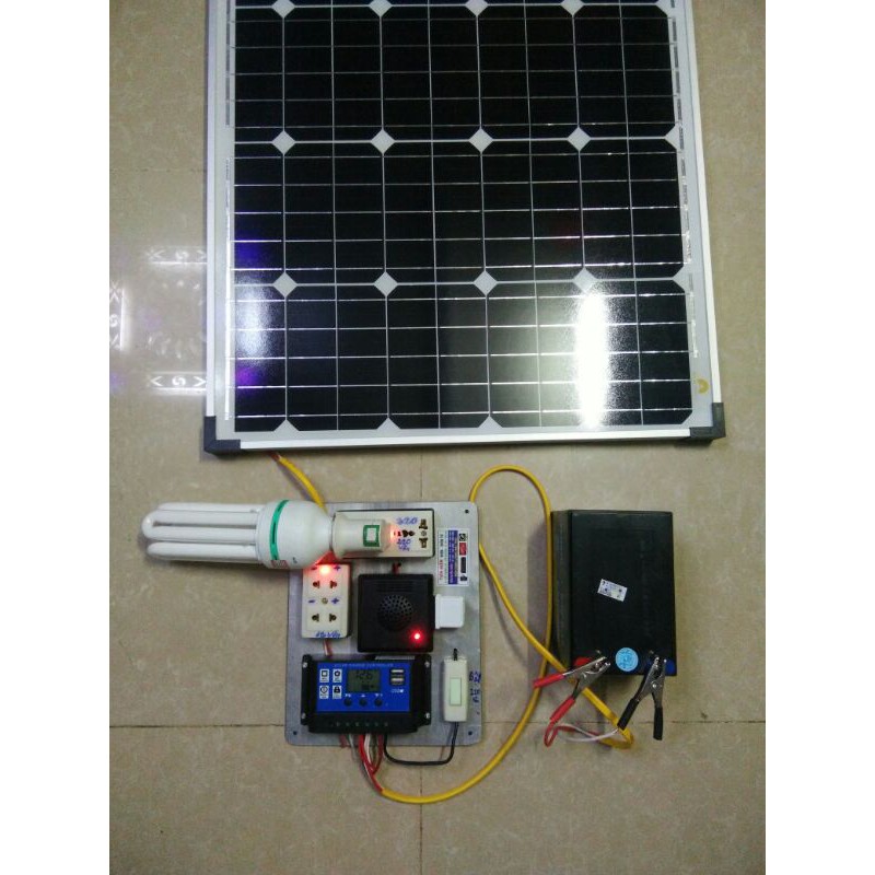 máy phát điện năng lượng mặt trời ráp sẵn 220v 300w chưa có ắc quy. Rất dễ sử dụng