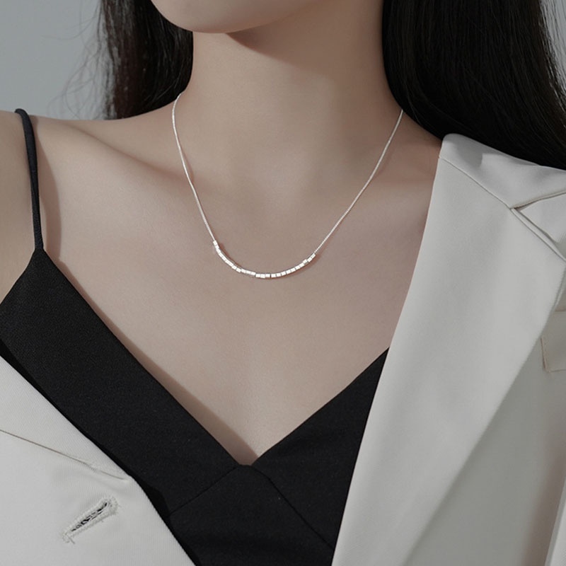 Vòng cổ Chuỗi Hạt Vuông Màu Bạc Thời Trang Cá Tính Cho Nữ