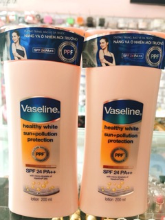 SỮA DƯỠNG THỂ TRẮNG DA CHỐNG VASELINE