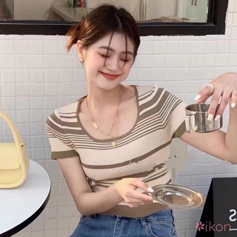 Áo Thun Nữ Ngắn Tay Cổ Tròn Sọc Ngang Thời Trang
