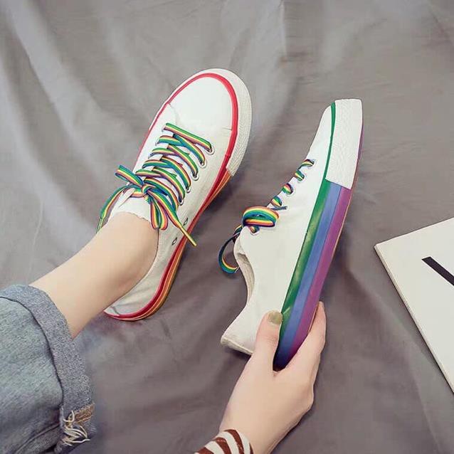 Giày cao cổ ,thấp cổ cầu vồng