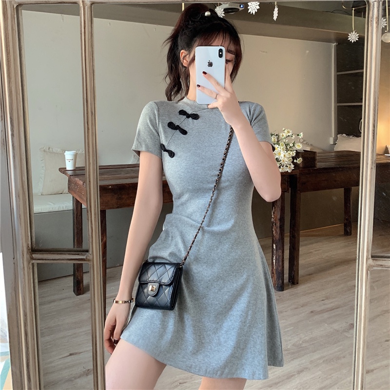 Đầm sườn xám SUXI dáng chữ A màu sắc thanh lịch